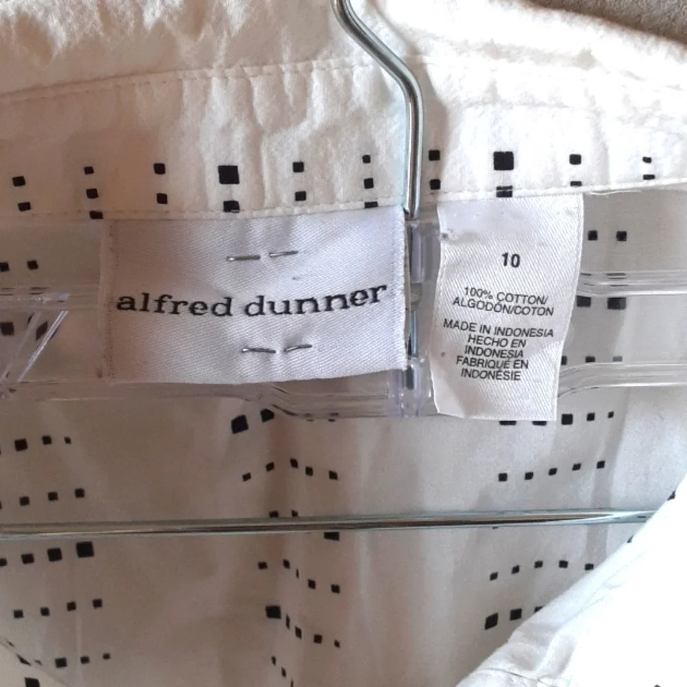 White Button-Up Women's Top (Alfred Dunner)